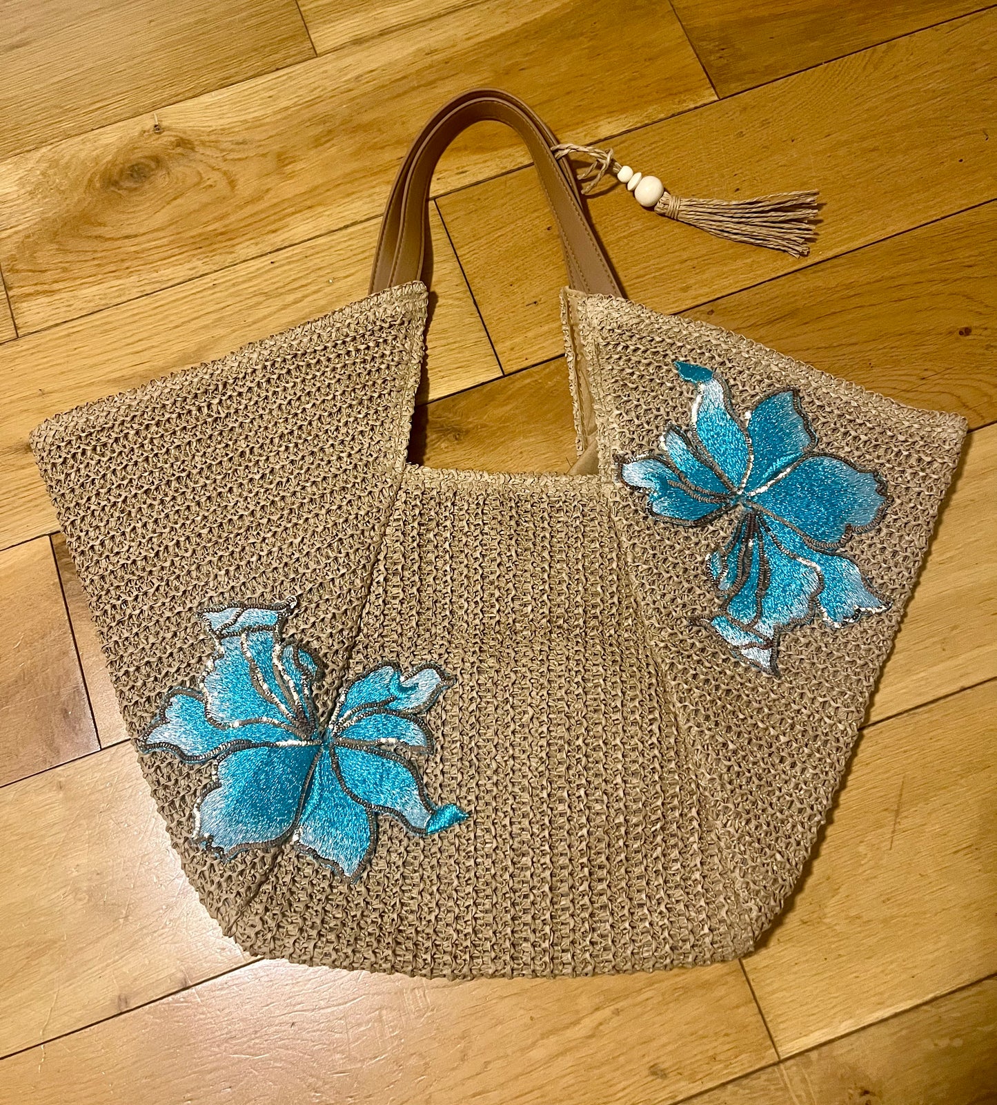 Beige Ocean blossom beach bag