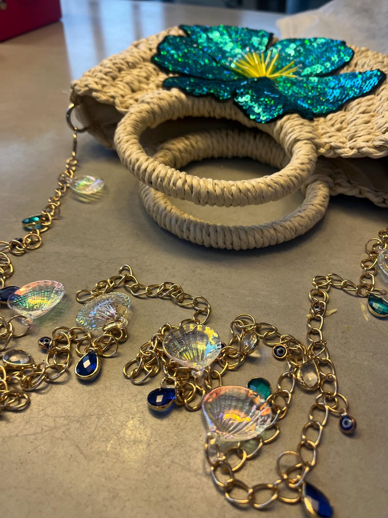 Beige / Blue flora basket bag