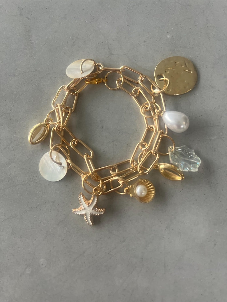 Charm bracelet