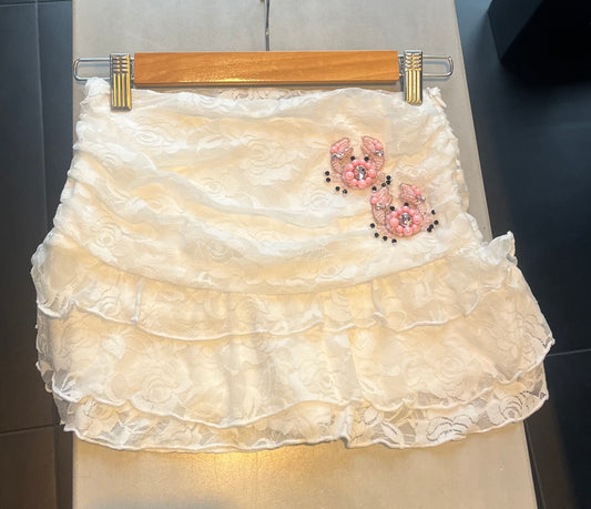 White beaded crabs lace skort