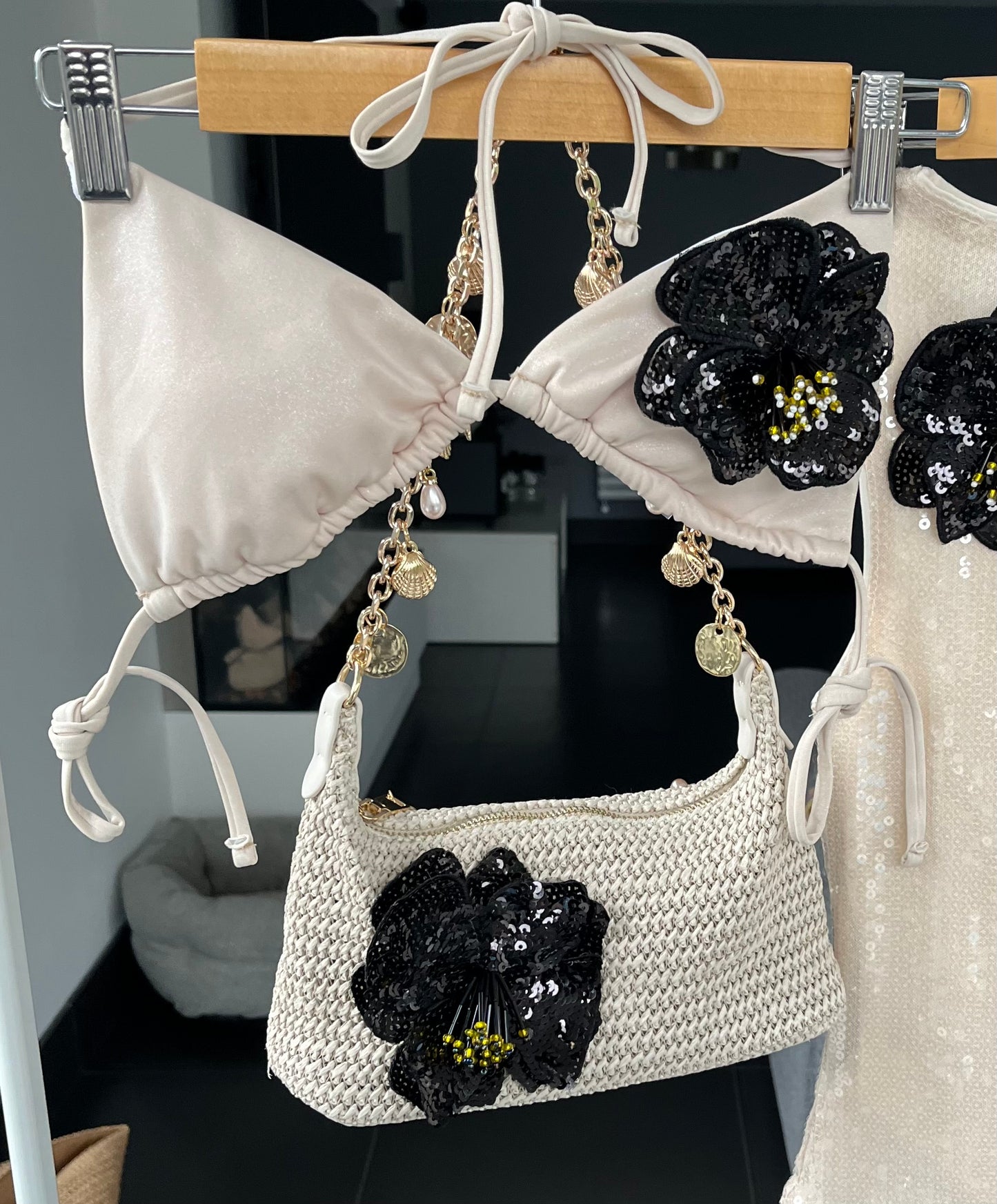 Beige / black flora bikini
