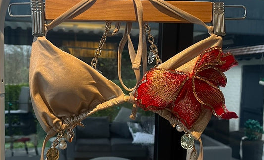 Beige red blossom bikini