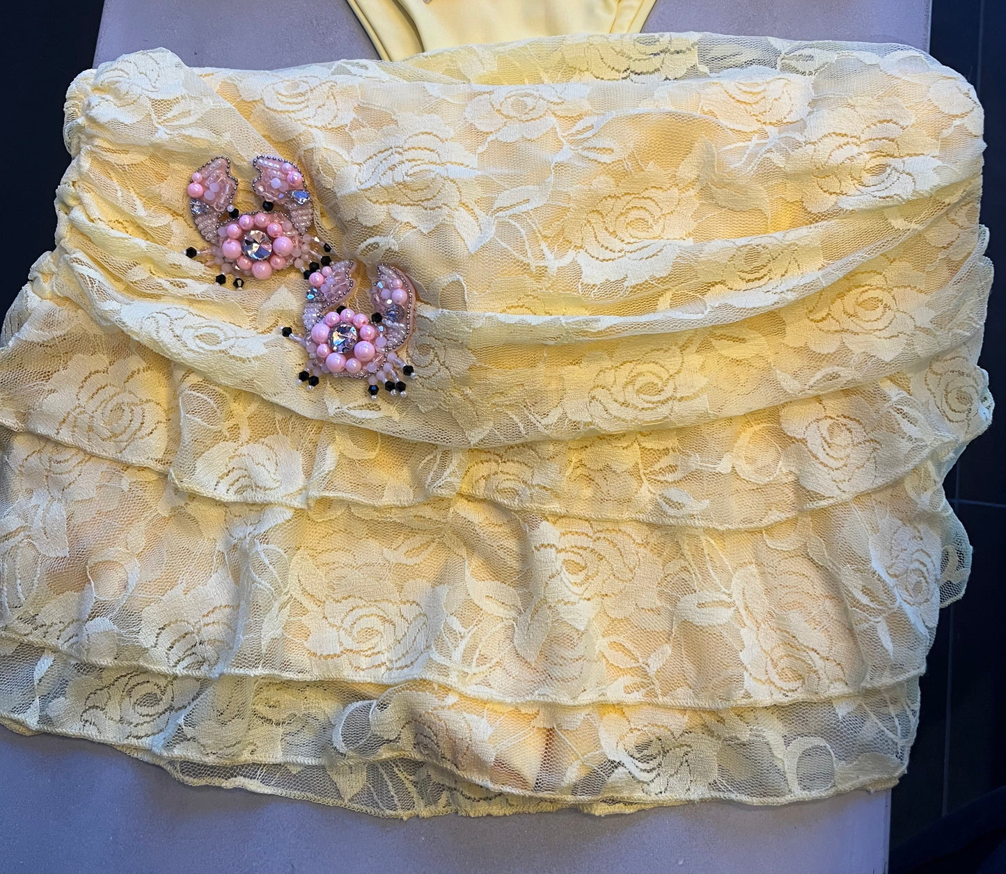 Yellow beaded crab lace skort