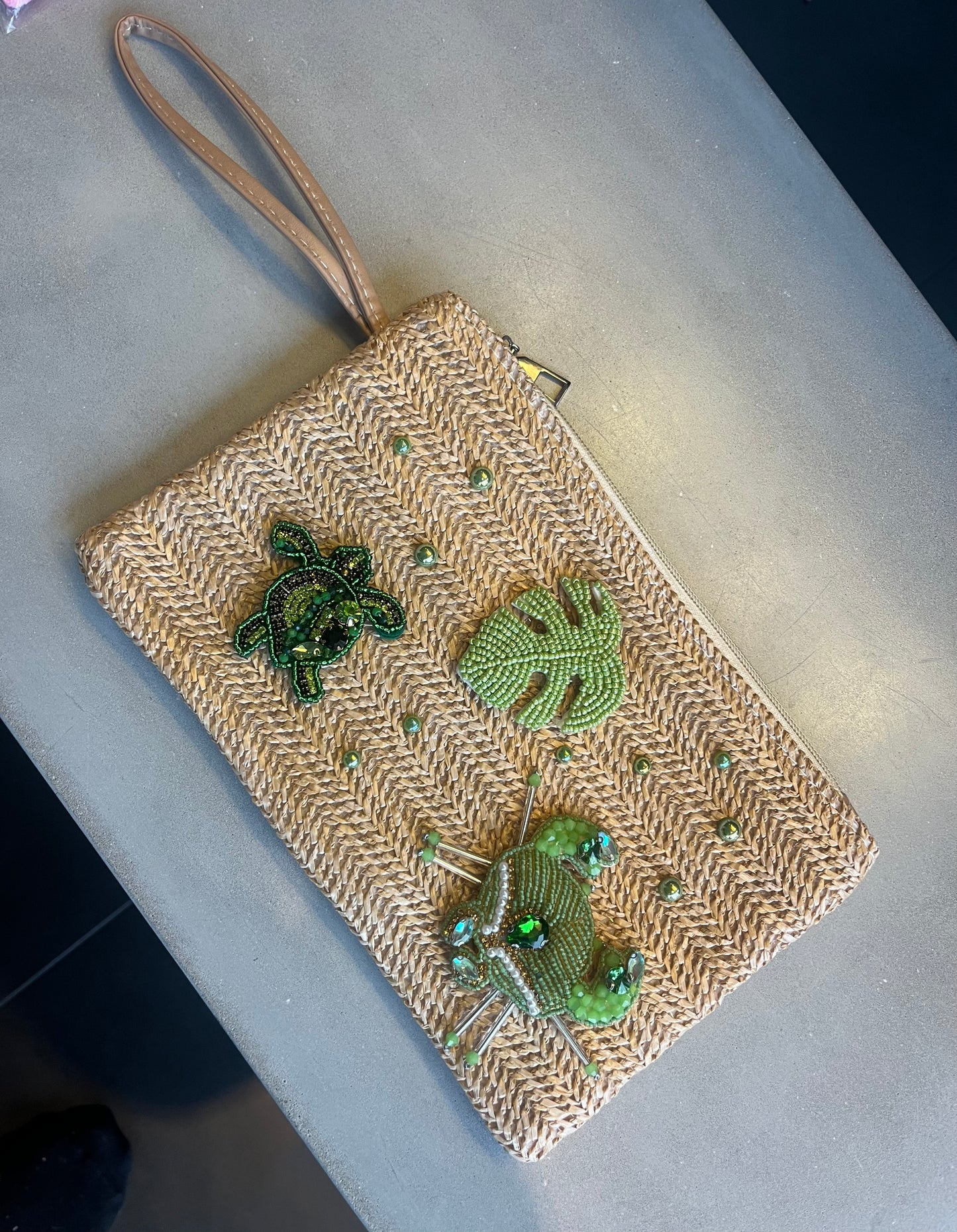 Beige matcha beaded selection pouch / clutch bag