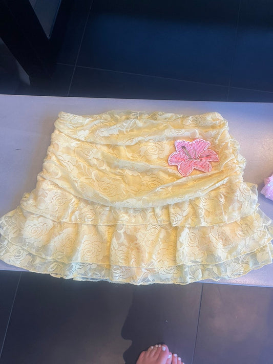 Yellow beaded flora lace skort