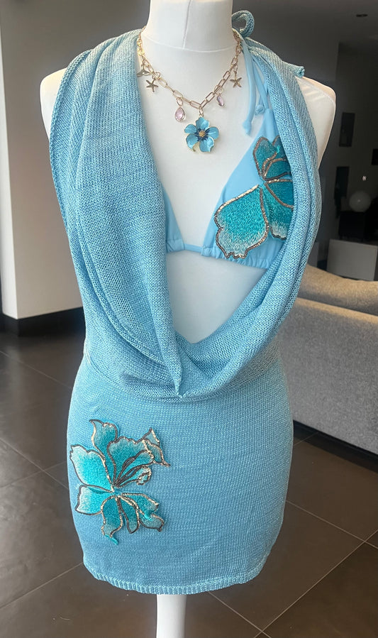 Blue ocean blossom knit slouch front backless dress