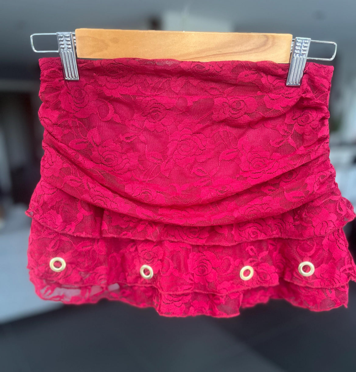 Burgundy lace rings skort