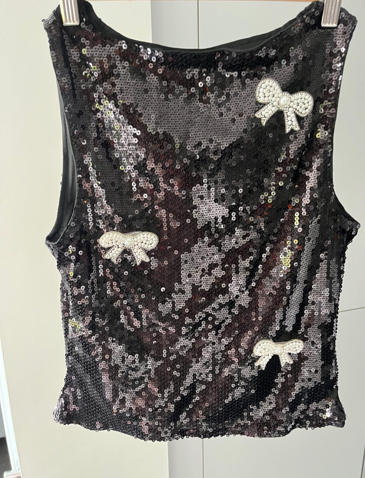Black pearl bow sequin Tank top ONLY