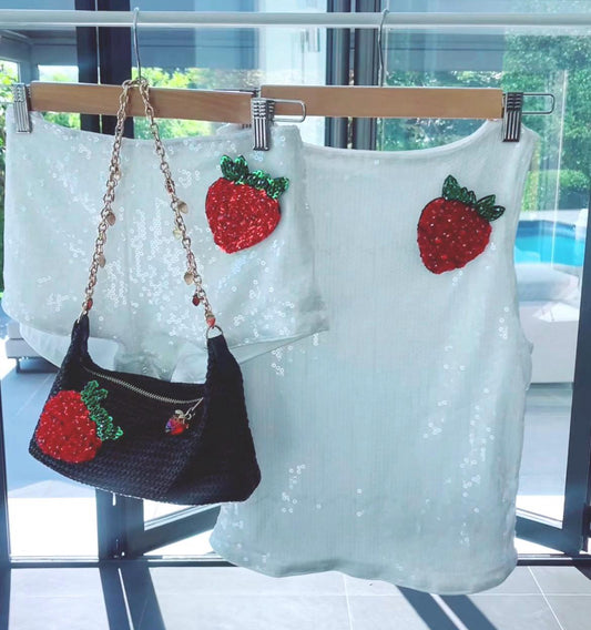 White Giant strawberry Tank & shorts SET