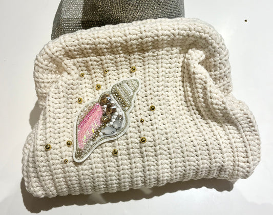 Crème beaded shell clutch bag