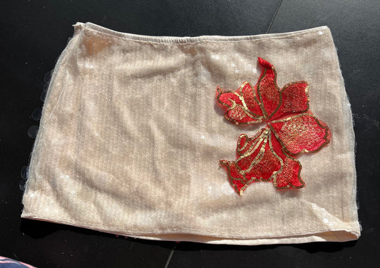 Beige Red blossom sequin skort