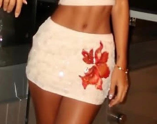Beige Red blossom sequin skort