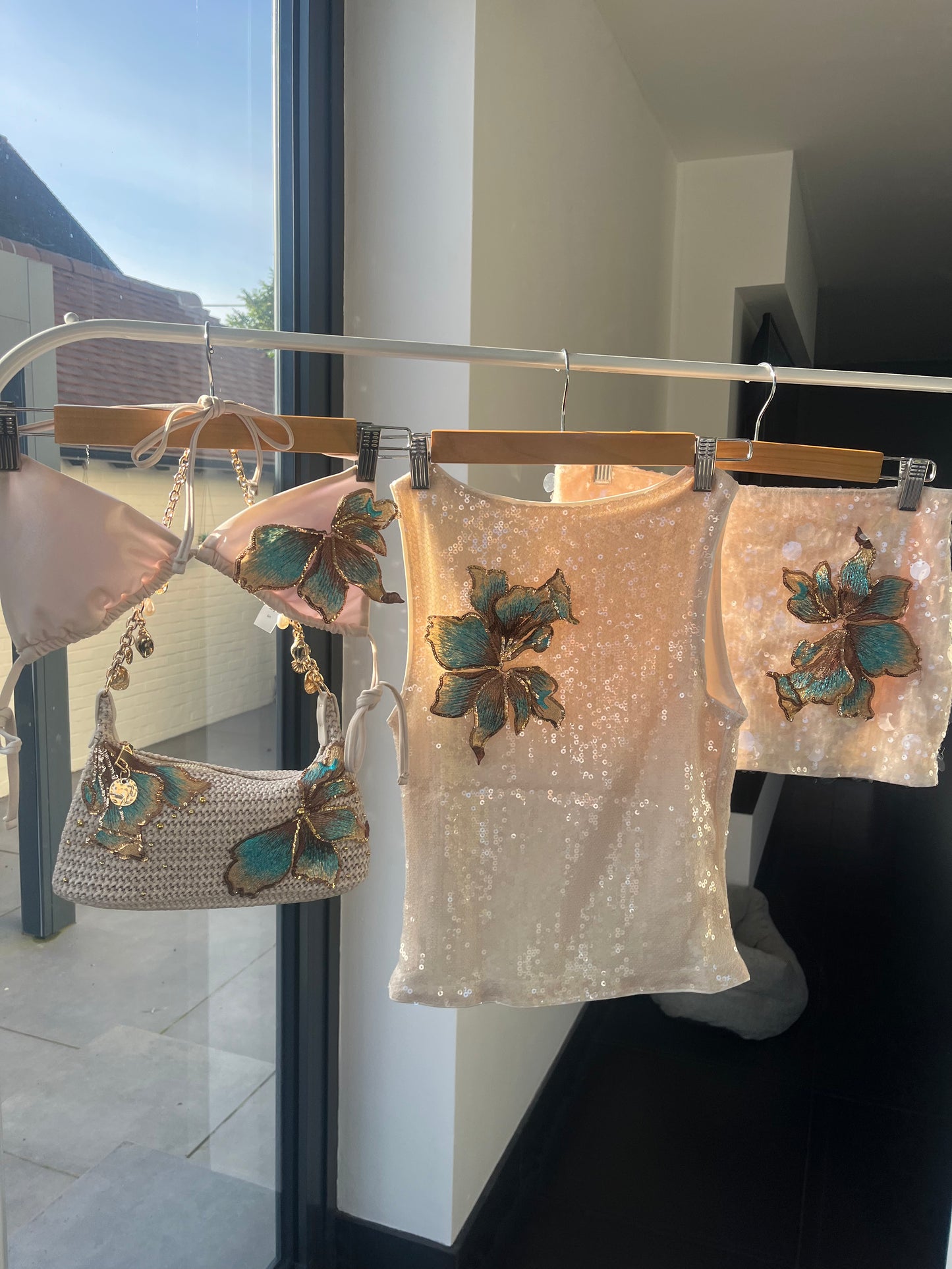 Beige Teal blossom sequin skort