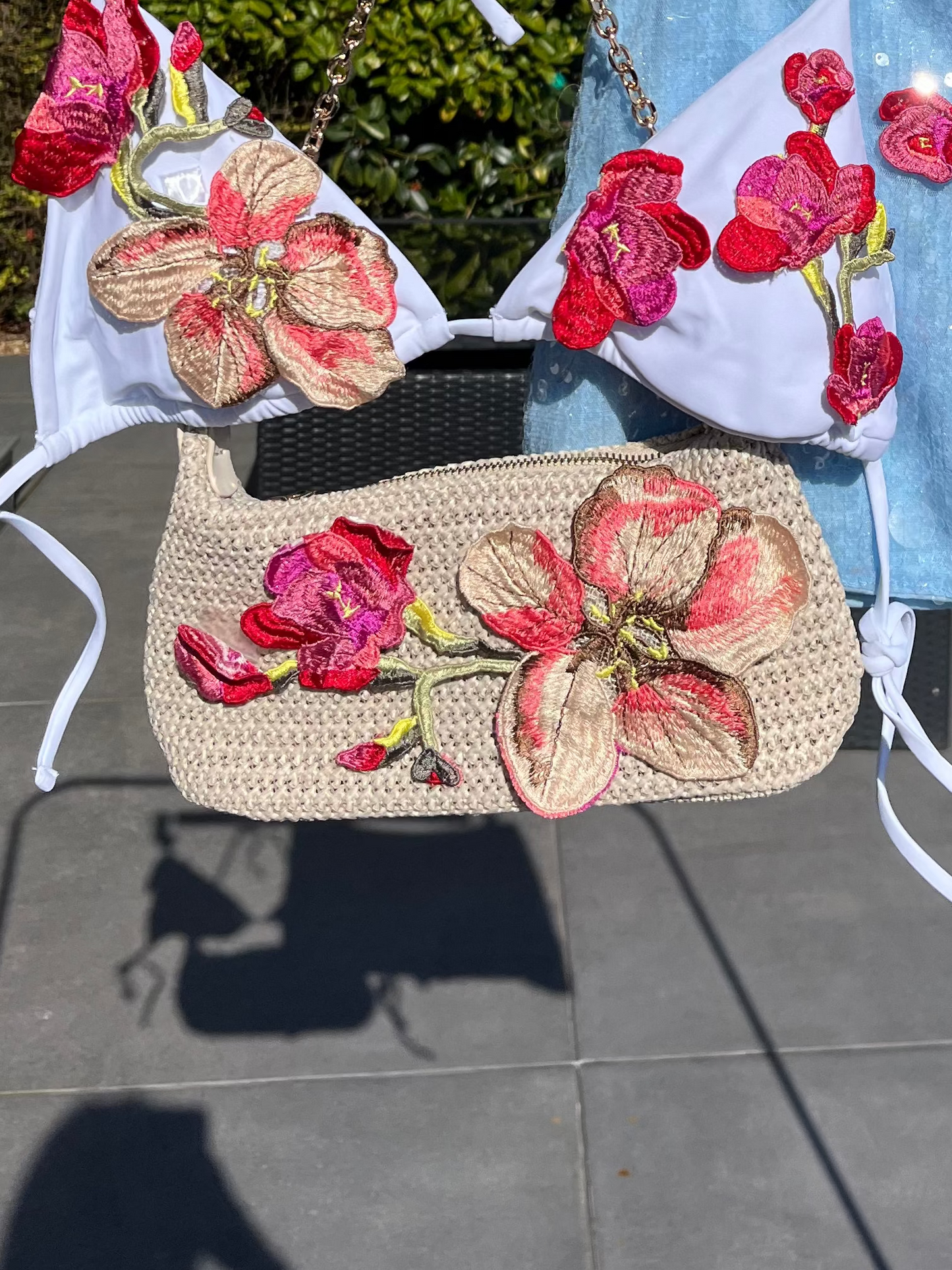 Beige/red rosalia charm bag