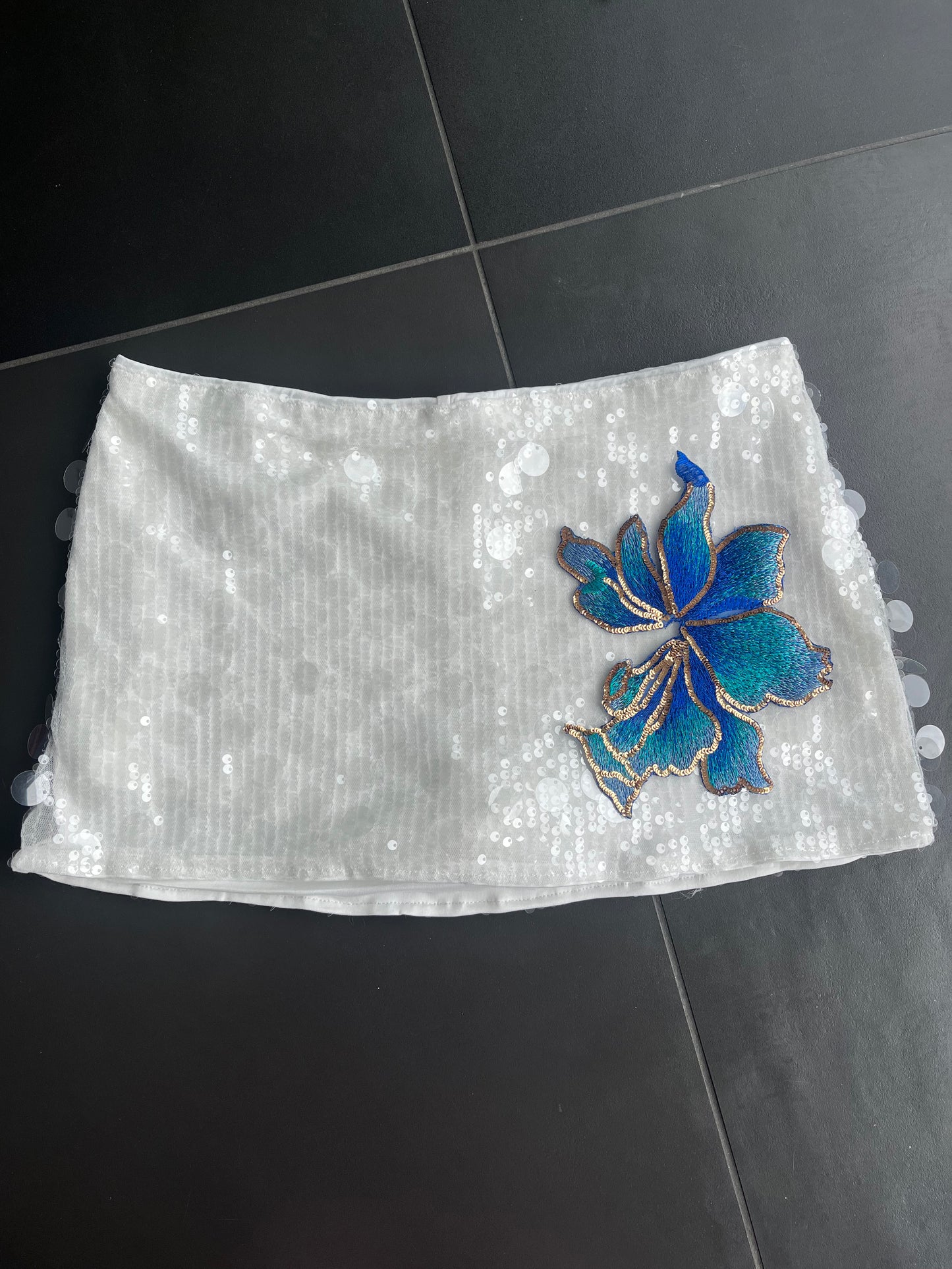 White Blueberry blossom sequin Tank & skort set