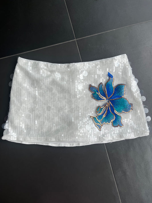 White blueberry blossom sequin skort