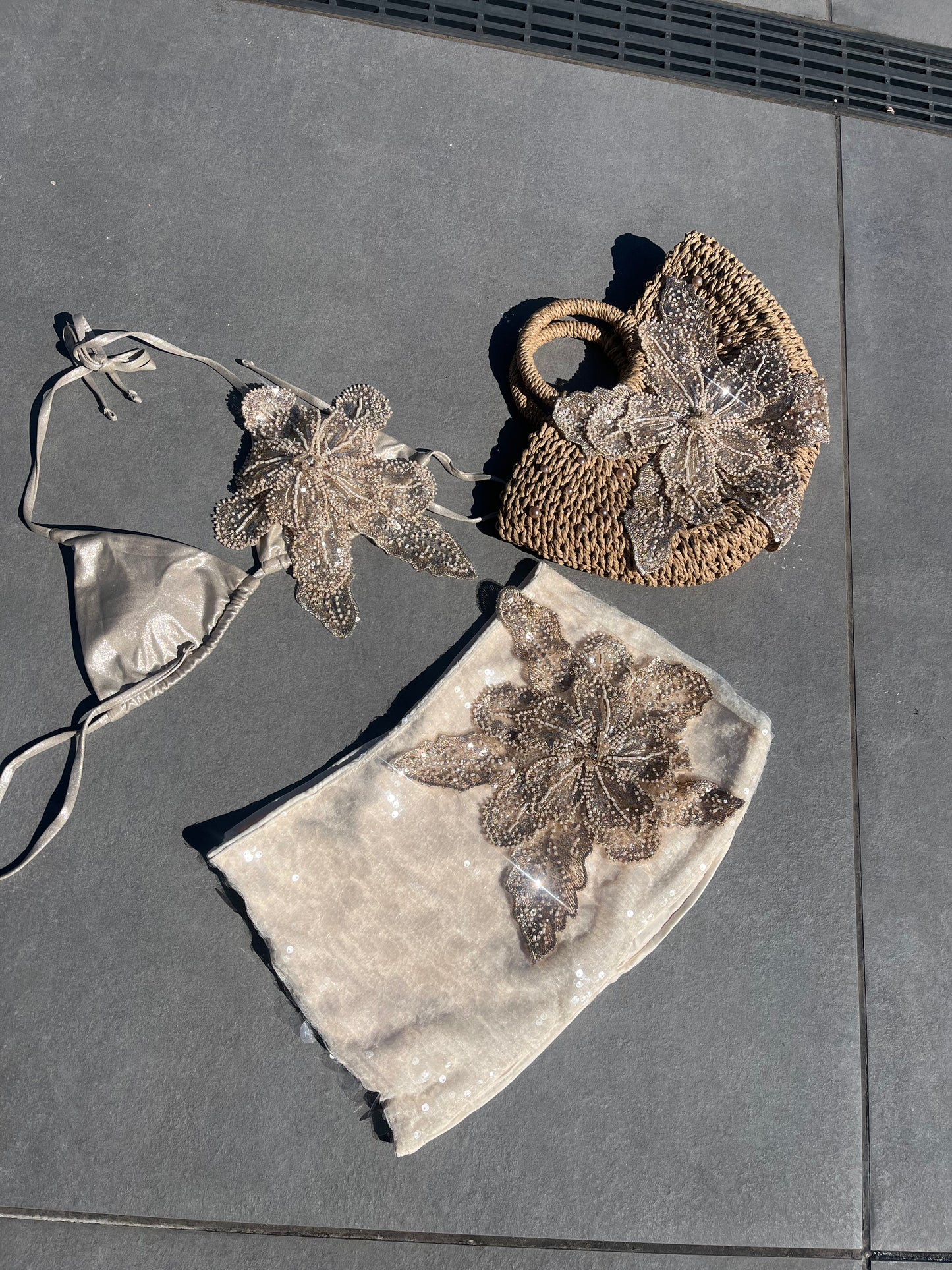 Pearled Beige Gracie beach bag