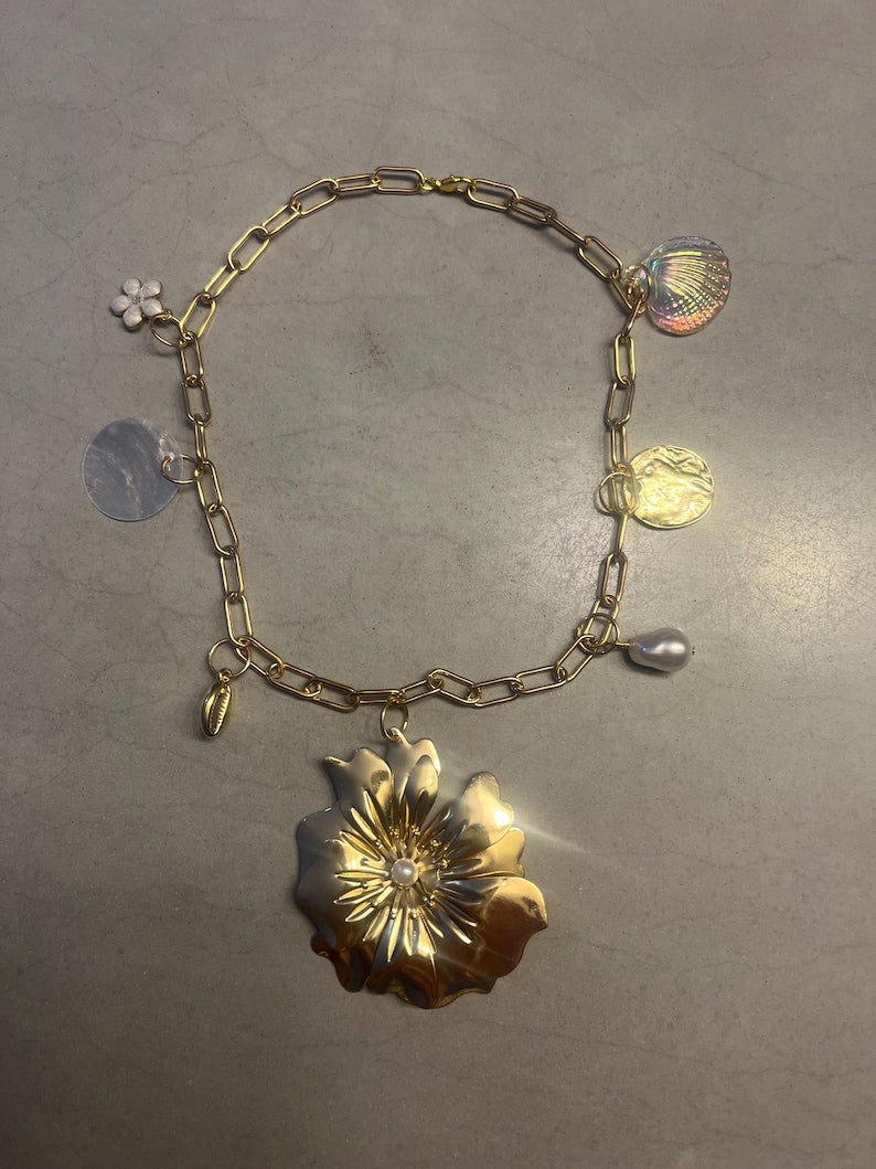 Large gold Flower charm necklace