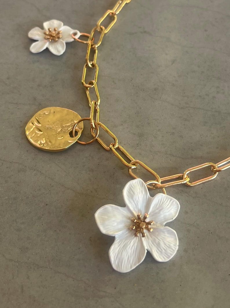 White flower charm necklace