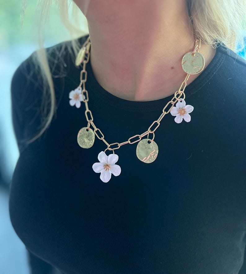 White flower charm necklace