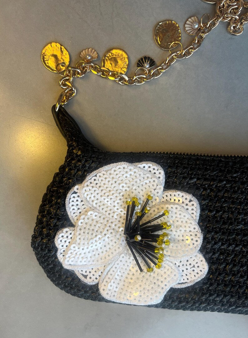 Black / white Flora charm bag