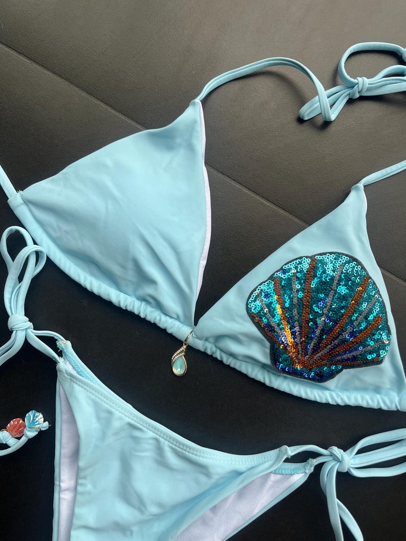 Blue shell bikini