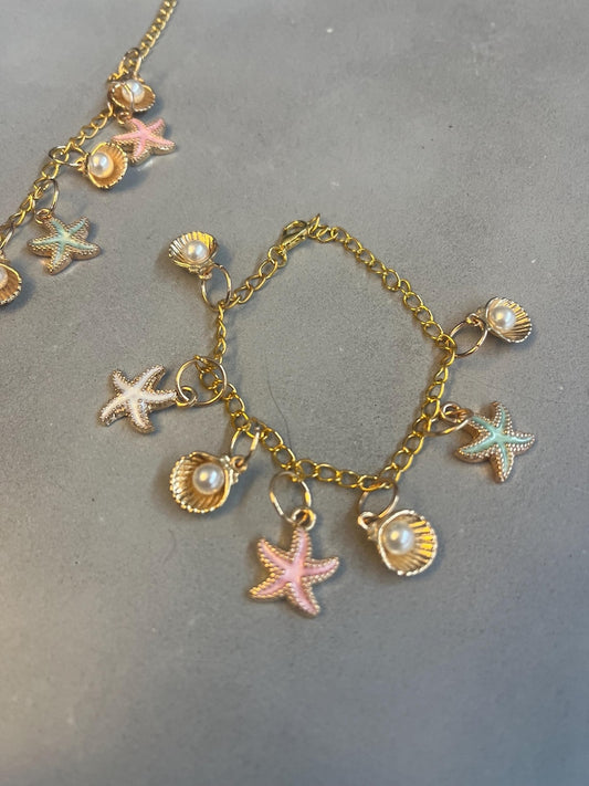 Multi starfish charm bracelet