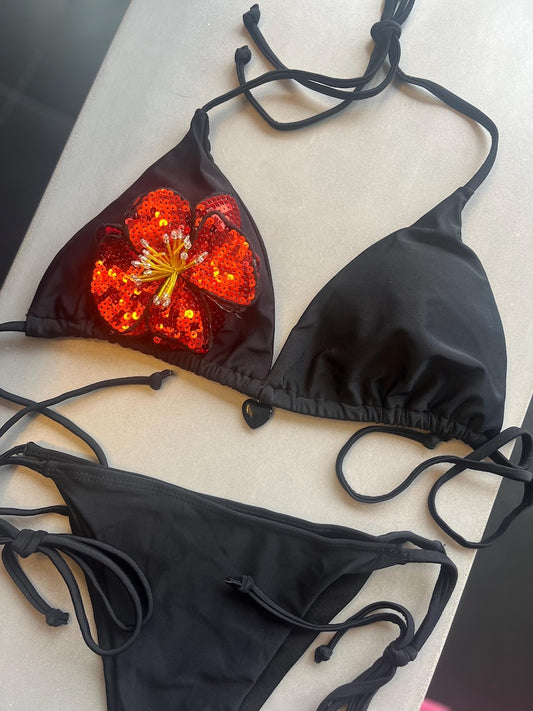 Black / red flora bikini