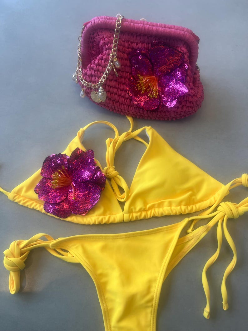 Yellow / dark pink flora bikini