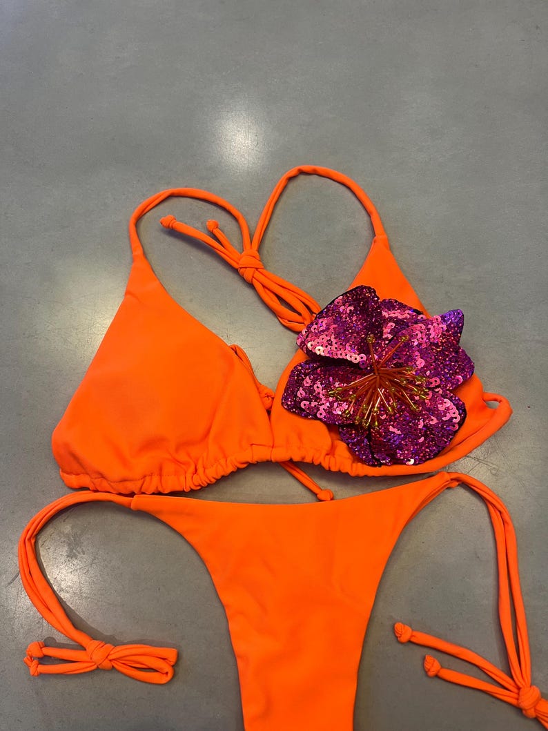 Orange / dark pink flora bikini