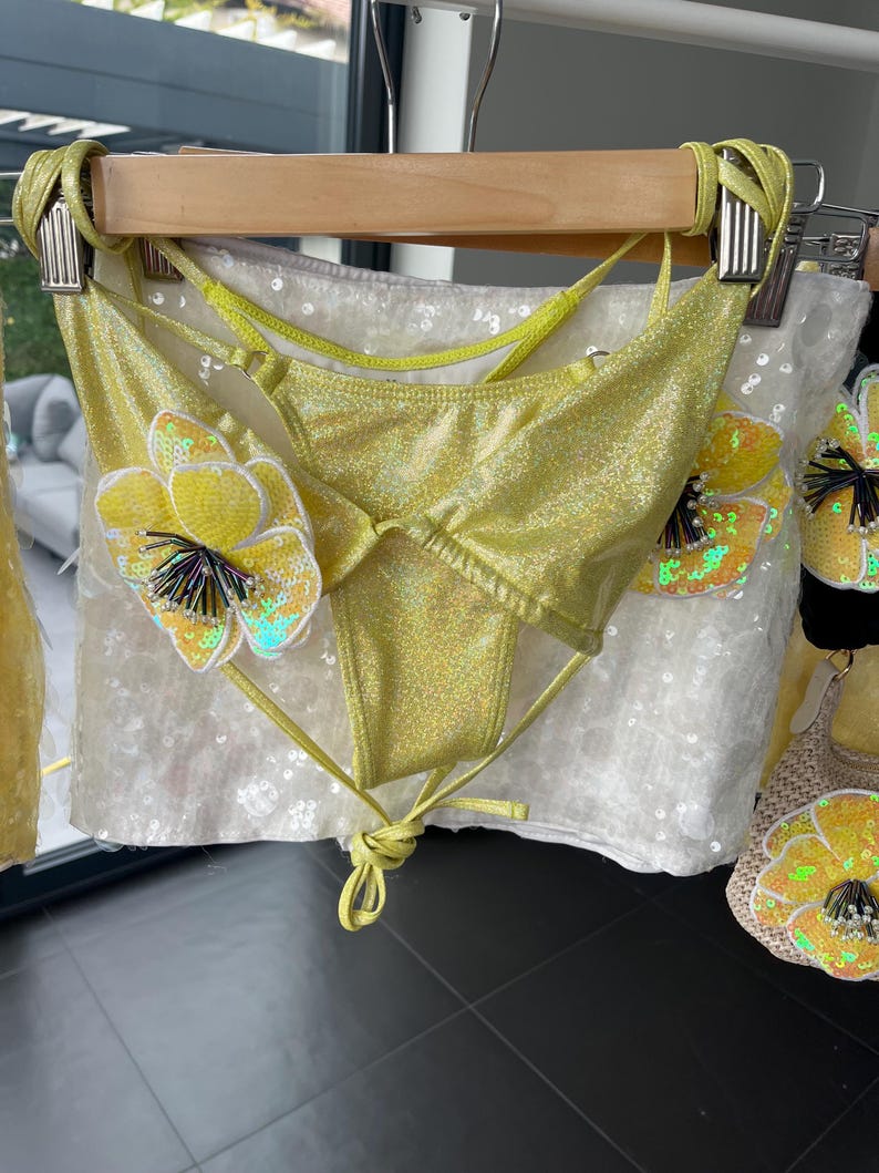 Yellow sparkle / yellow flora bikini