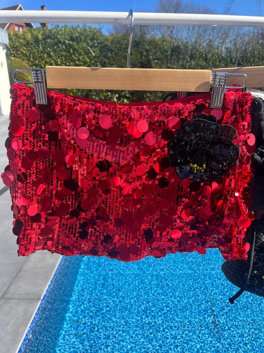 Red / black flora sequin skort