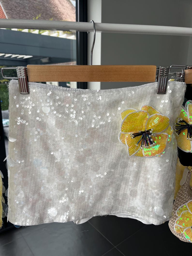 White / yellow flora skort
