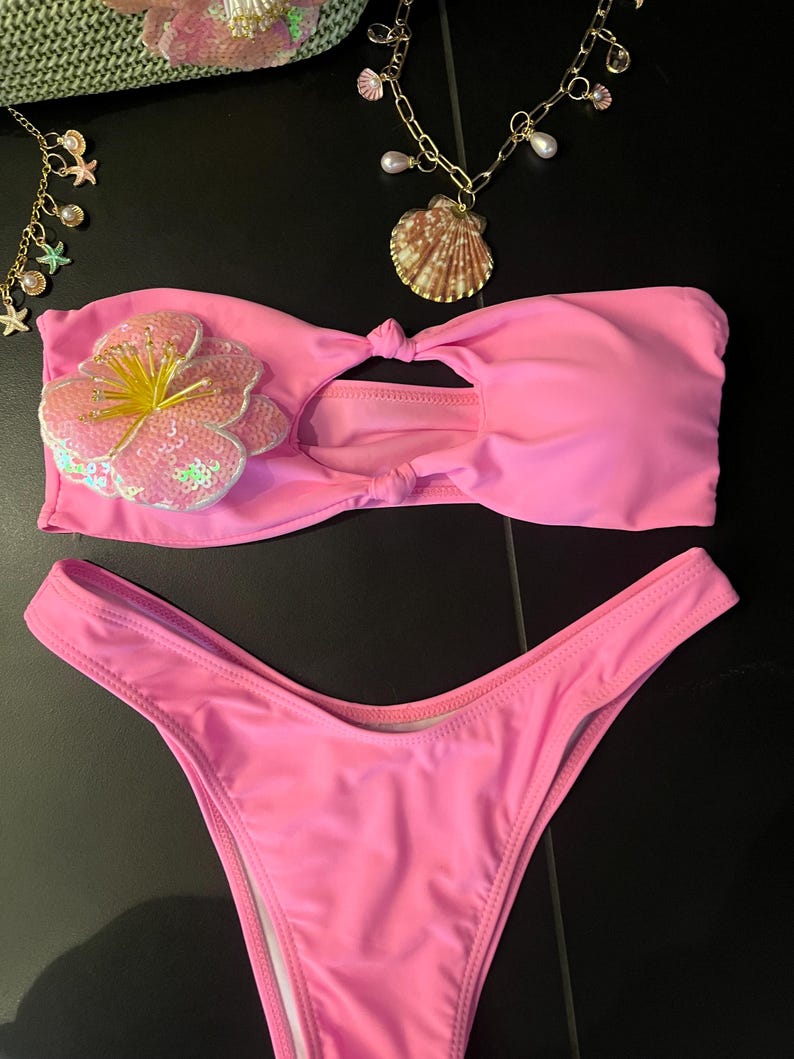 Pink bandeau flora bikini