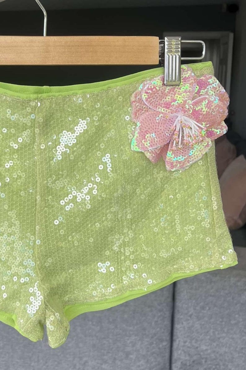 Matcha / pink flora sequin tank top & shorts SET