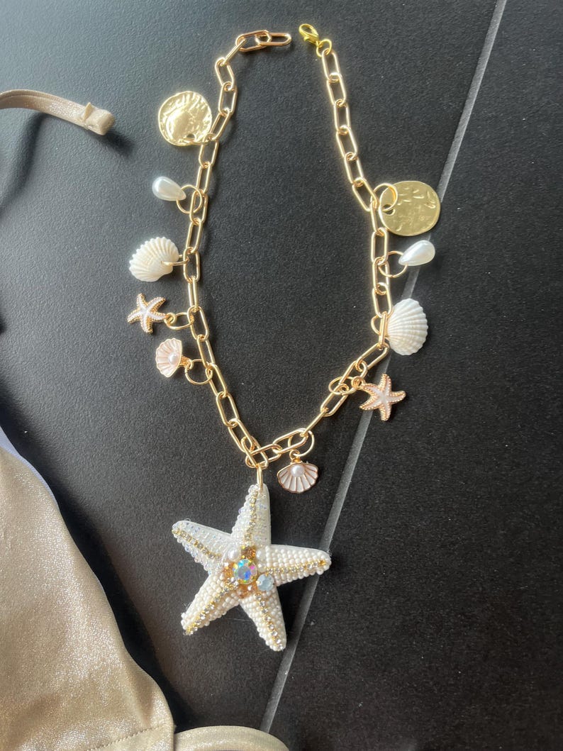 Cream Starfish charm necklace